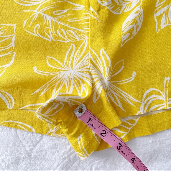 Tropical Print High Waist Linen Blend Short - Picture 5 of 11